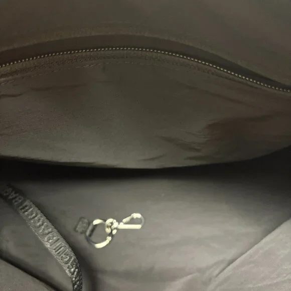 Baggu Recycled Leather Shoulder Bag - Black - Picture 9 of 9